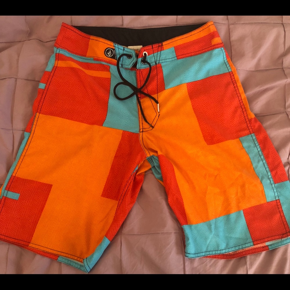 Volcom Board Shorts 💦 ~ Swim Trunks 💦